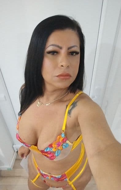 ESTHER TRANS A DEVORADORA PAU XL,FOTOS REAIS... 31