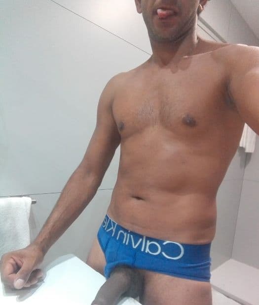 Moreninho do pau grande e corpo em forma.max sigilo. 3