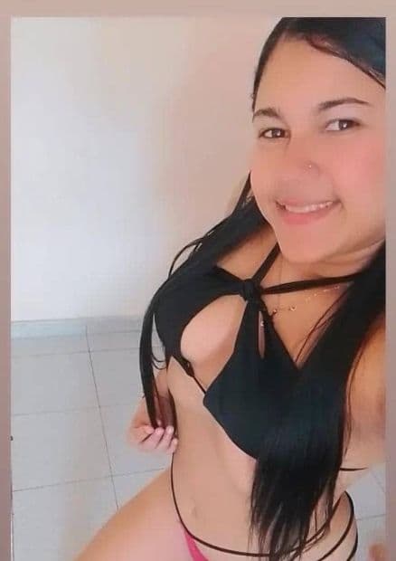 Linda latina safada 1